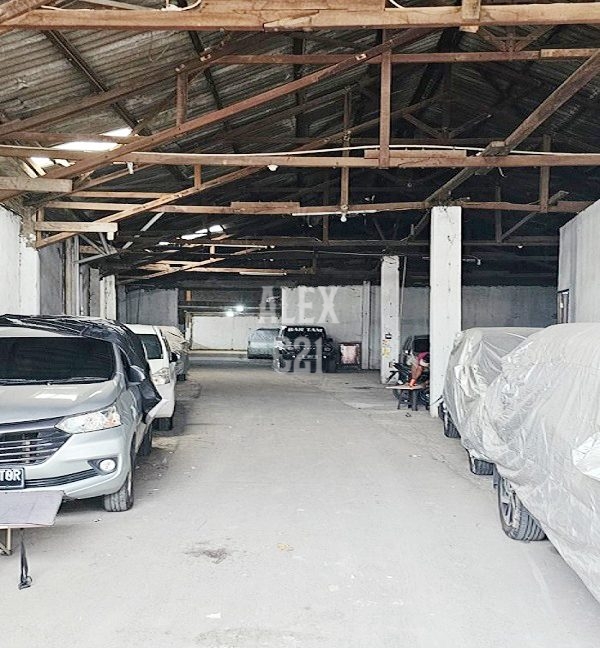 Dijual Gudang pinggir jalan di Penggilingan Cakung Jakarta Timur