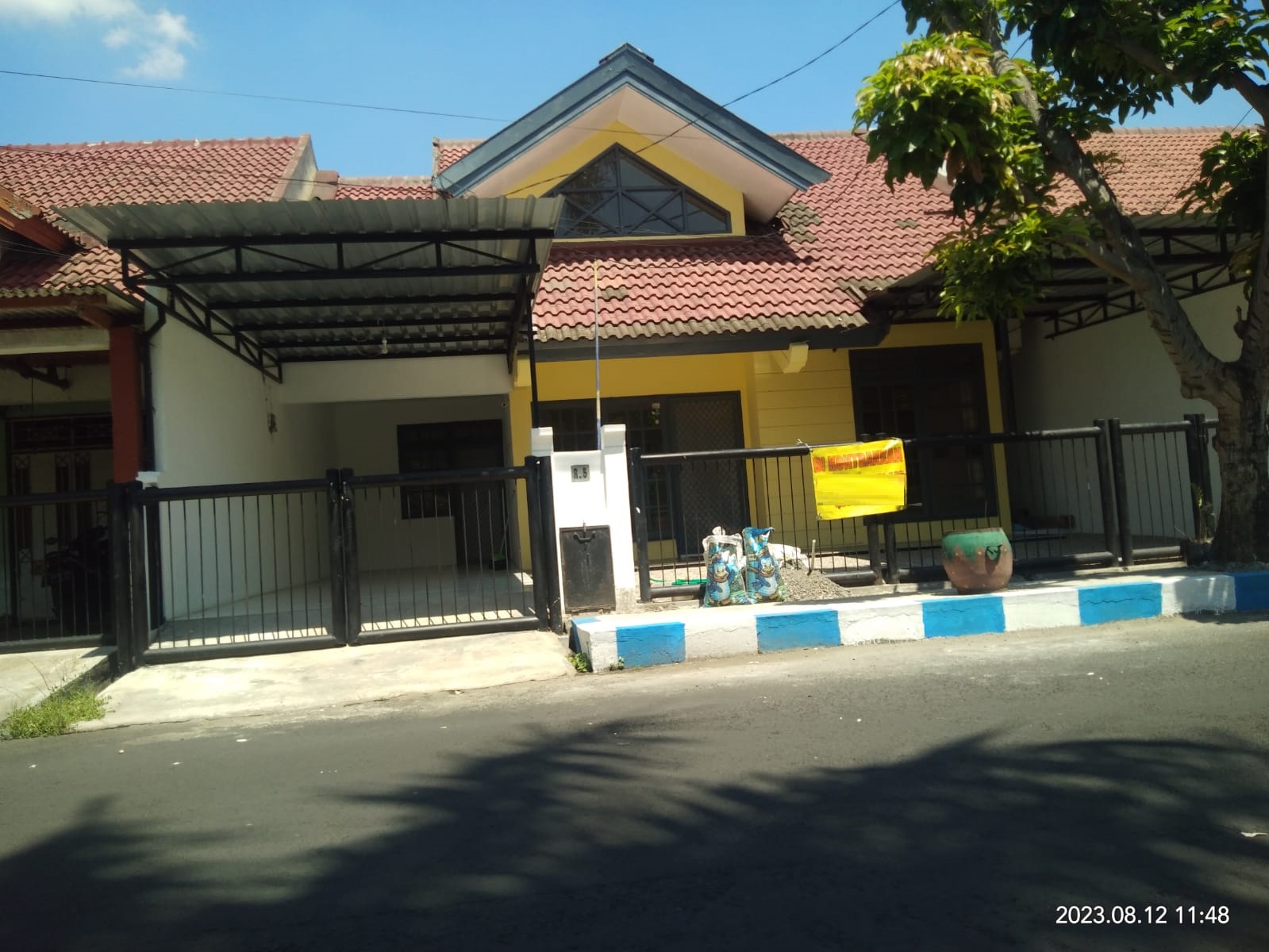 rumah disewakan lidah harapan surabaya