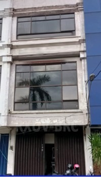 Ruko 3 Lantai Lokasi Premium, Cocok untuk Bisnis Anda di Surabay