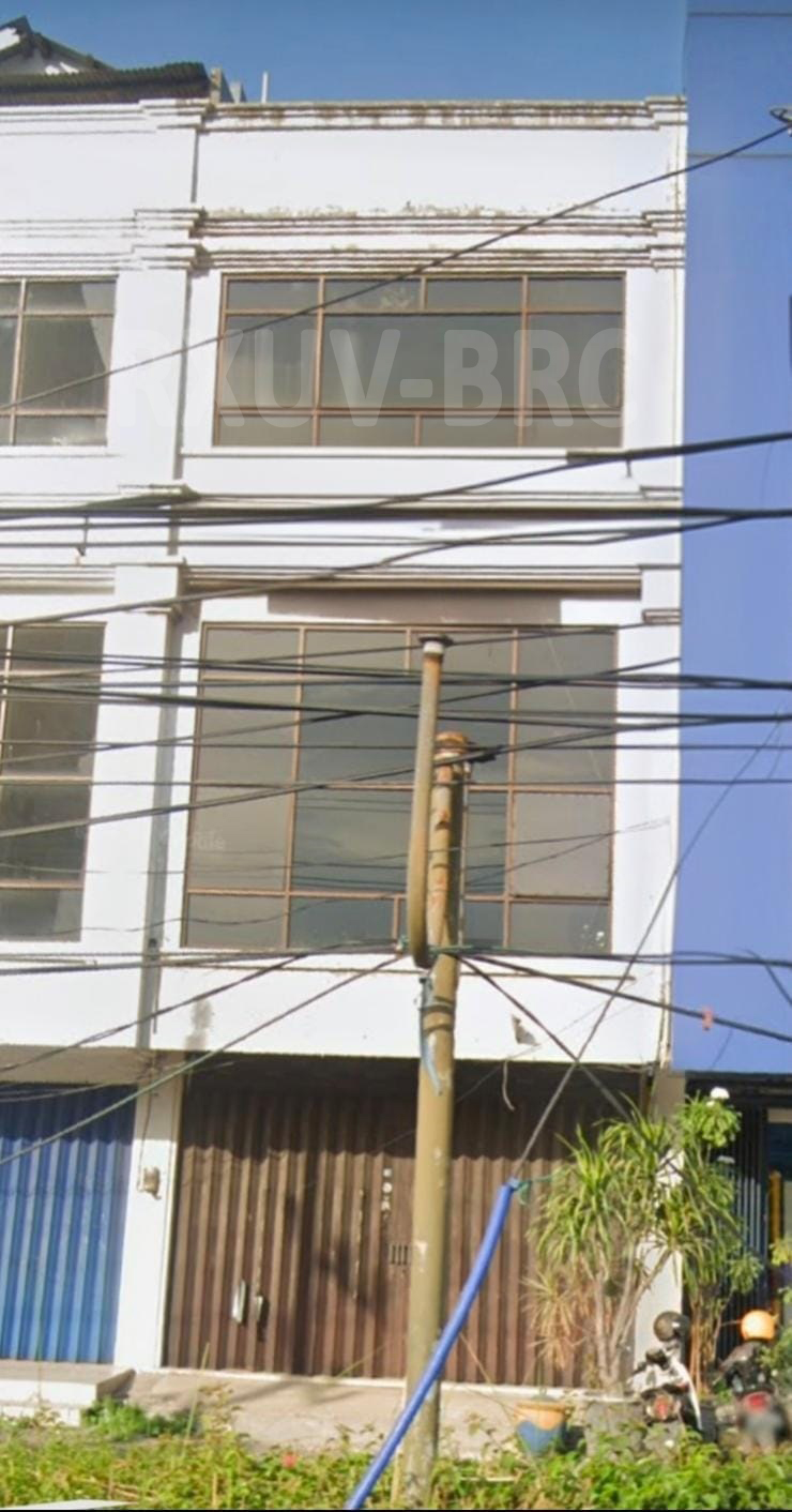 Ruko 3 Lantai Lokasi Premium, Cocok untuk Bisnis Anda di Surabay