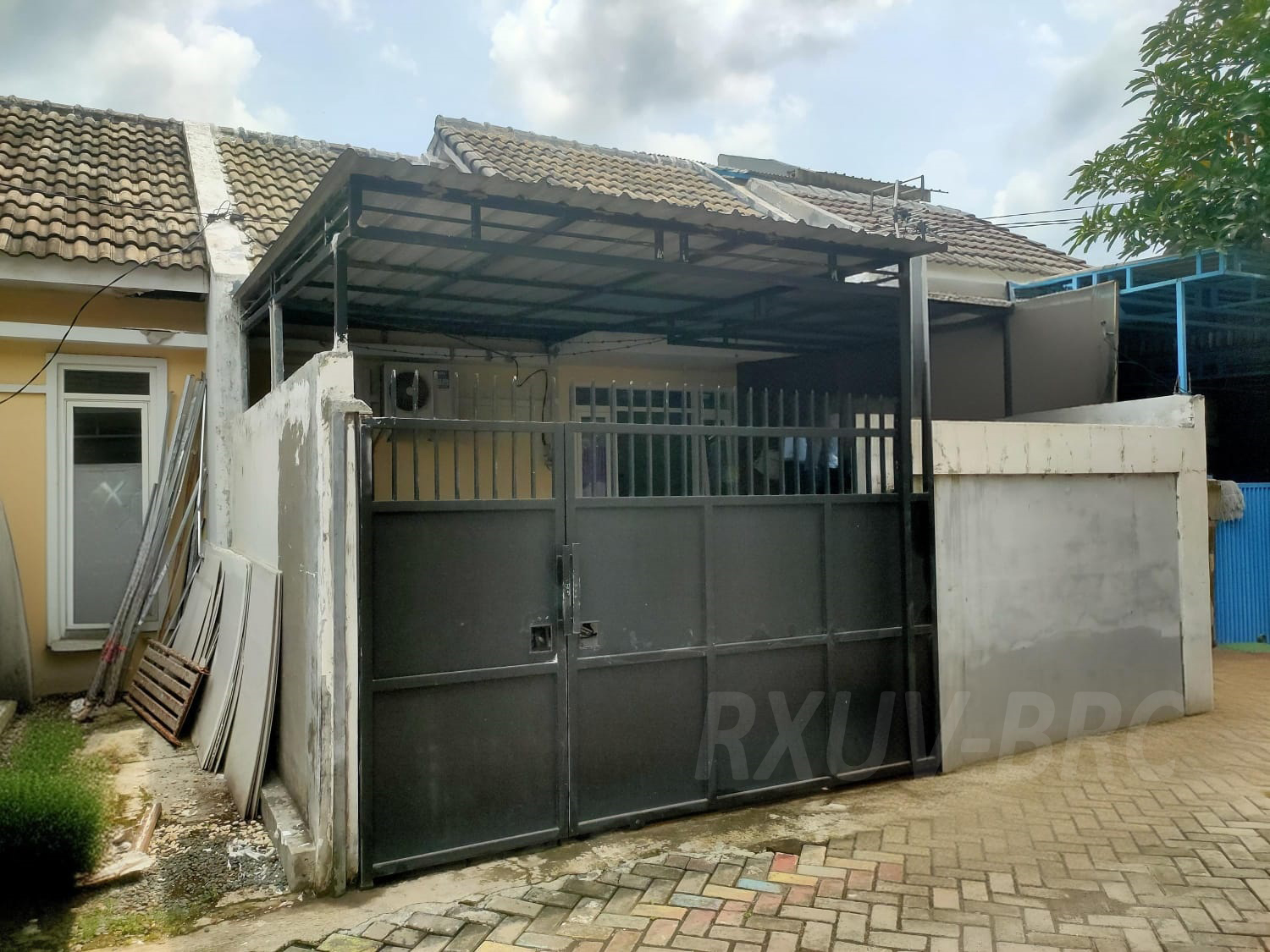 Hunian Asri Siap Huni di Tawang Sari, Sidoarjo - Harga Nego!