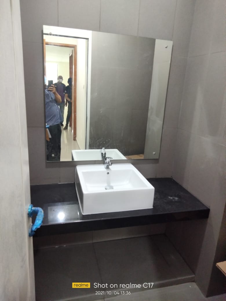 Dijual dan disewakan ruko luas di Kemanggisan, Palmerah, Jakarta