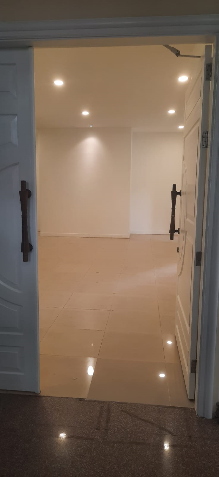 Disewakan ruko di Rawa Barat, Kebayoran Baru, Jakarta Selatan