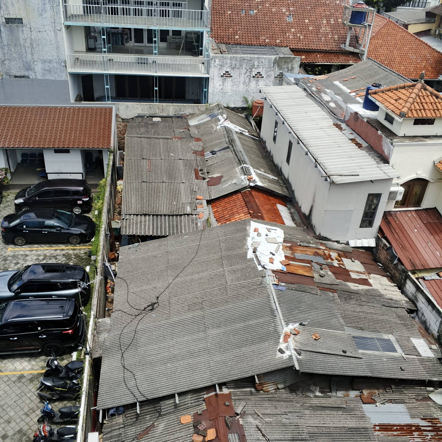 Dijual ruko gandeng 2 unit dengan kelebihan tanah di Fatmawati