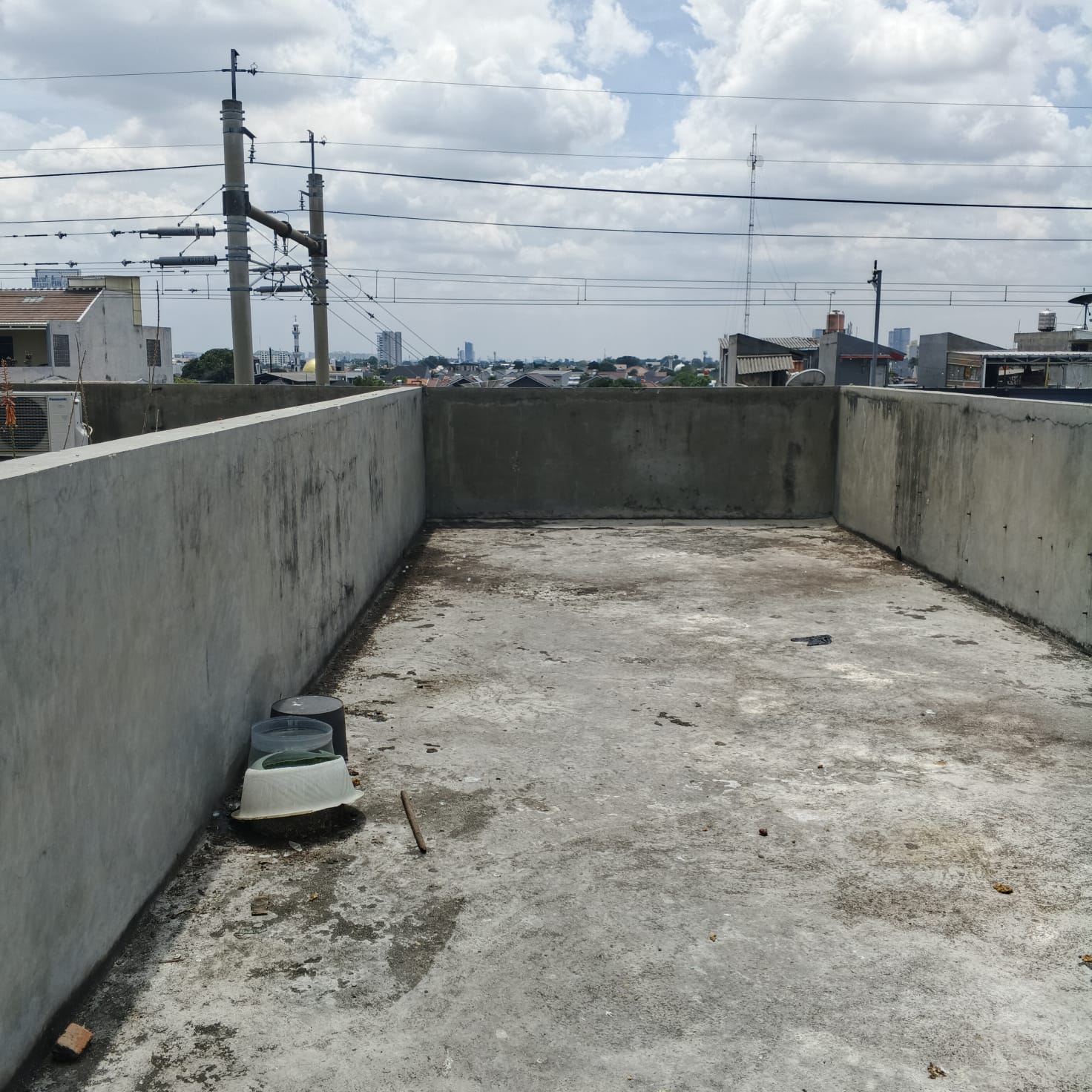 Dijual ruko gandeng 2 unit dengan kelebihan tanah di Fatmawati