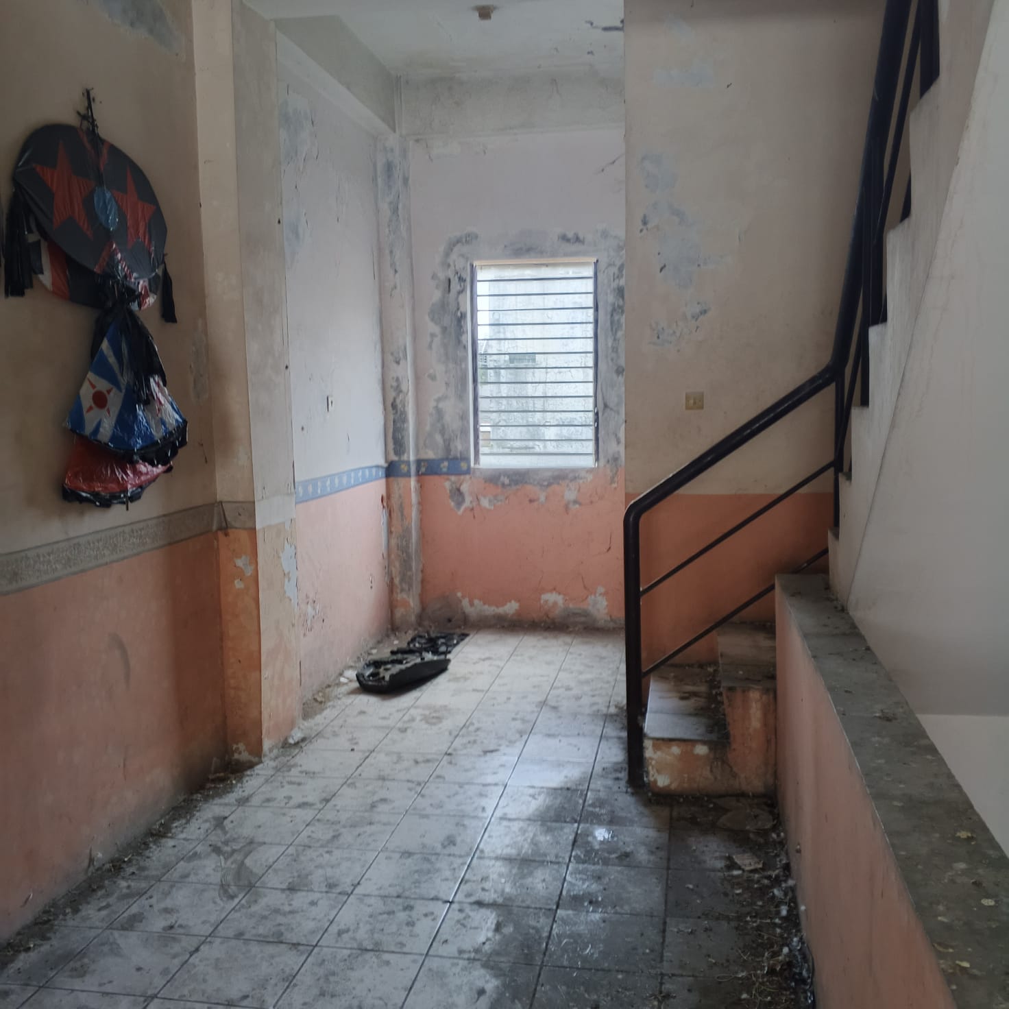 Dijual ruko gandeng 2 unit dengan kelebihan tanah di Fatmawati