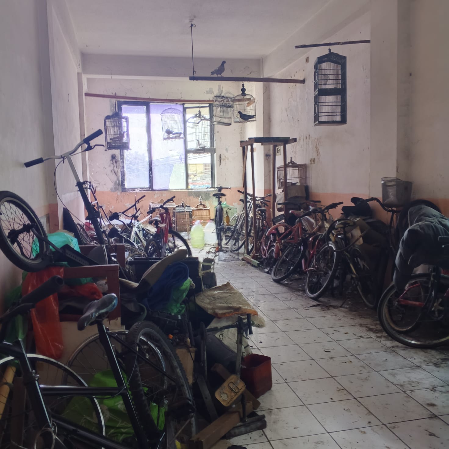 Dijual ruko gandeng 2 unit dengan kelebihan tanah di Fatmawati