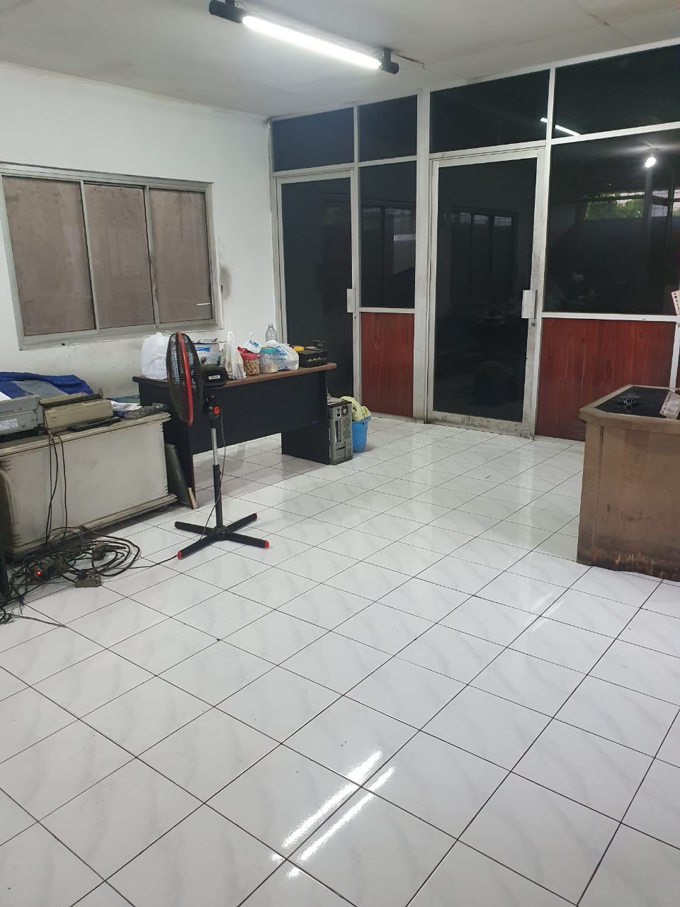 Dijual gudang di Jl Prancis Dadap Tangerang, Banten