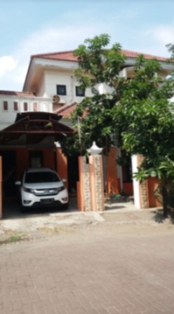 rumah disewakan palm spring jambangan surabaya
