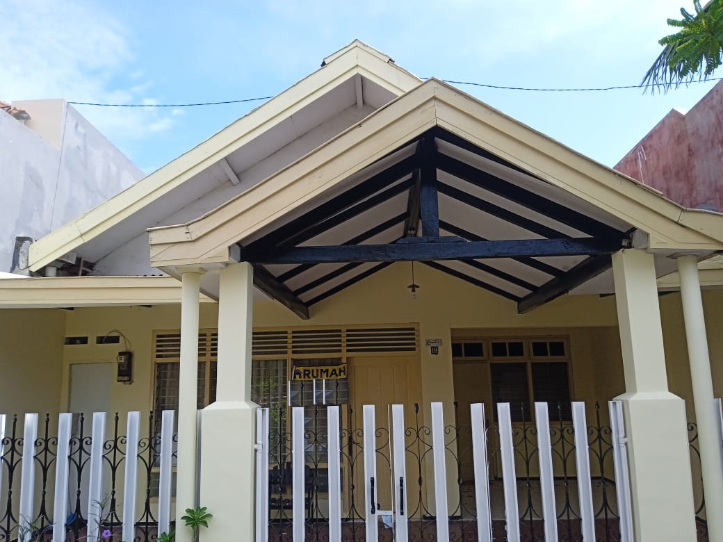 rumah disewakan manyar adi surabaya