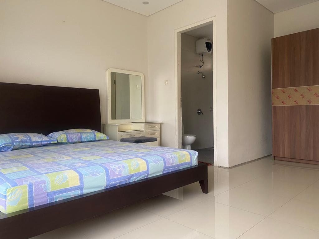 Sewa RUMAH MINIMALIS ROYAL RESIDENCE cluster MONTICELLO