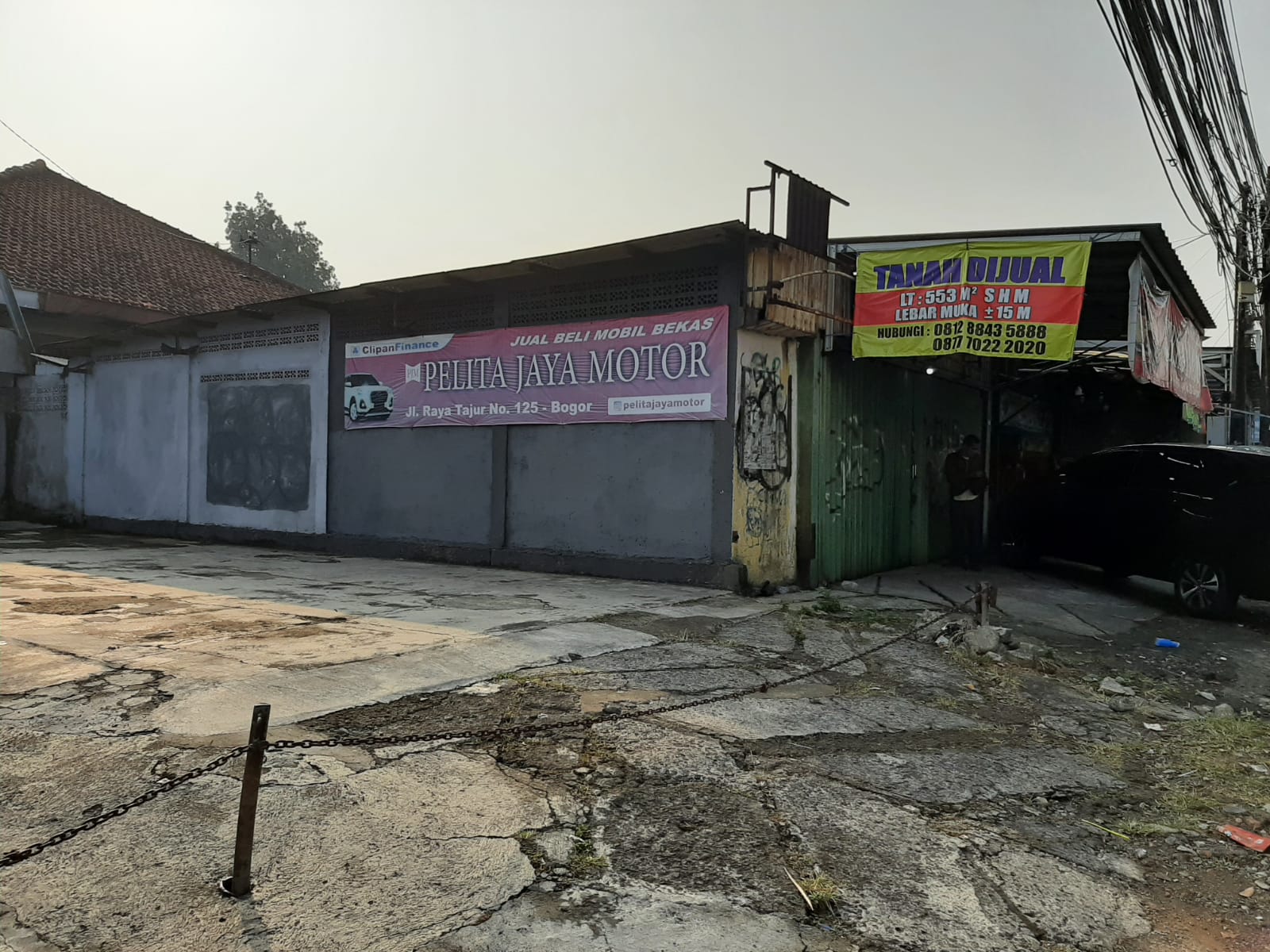 "Investasi Menguntungkan! Rumah Strategis di Samping Mall Ternam