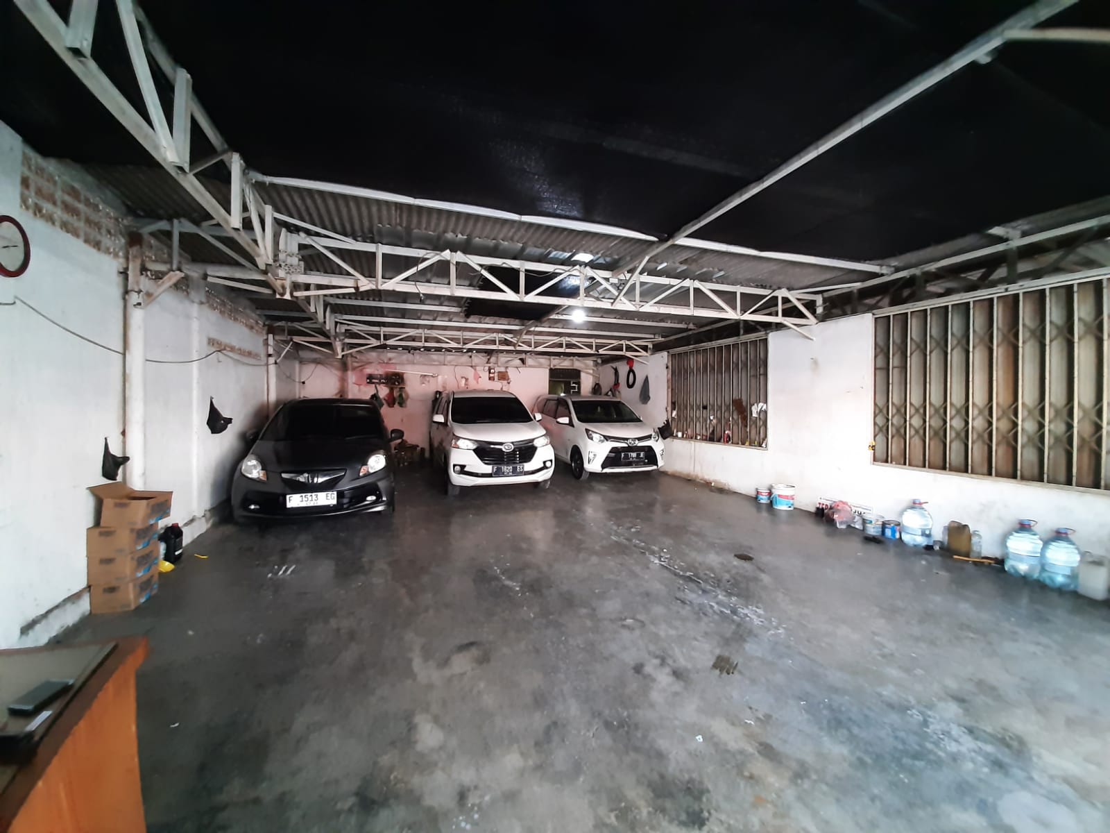 "Investasi Menguntungkan! Rumah Strategis di Samping Mall Ternam