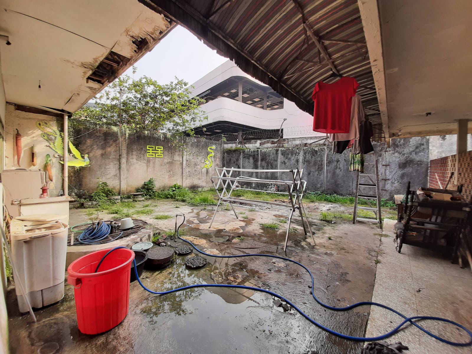 Properti Strategis di Samping Boxies 123 – Cocok untuk Hunian &