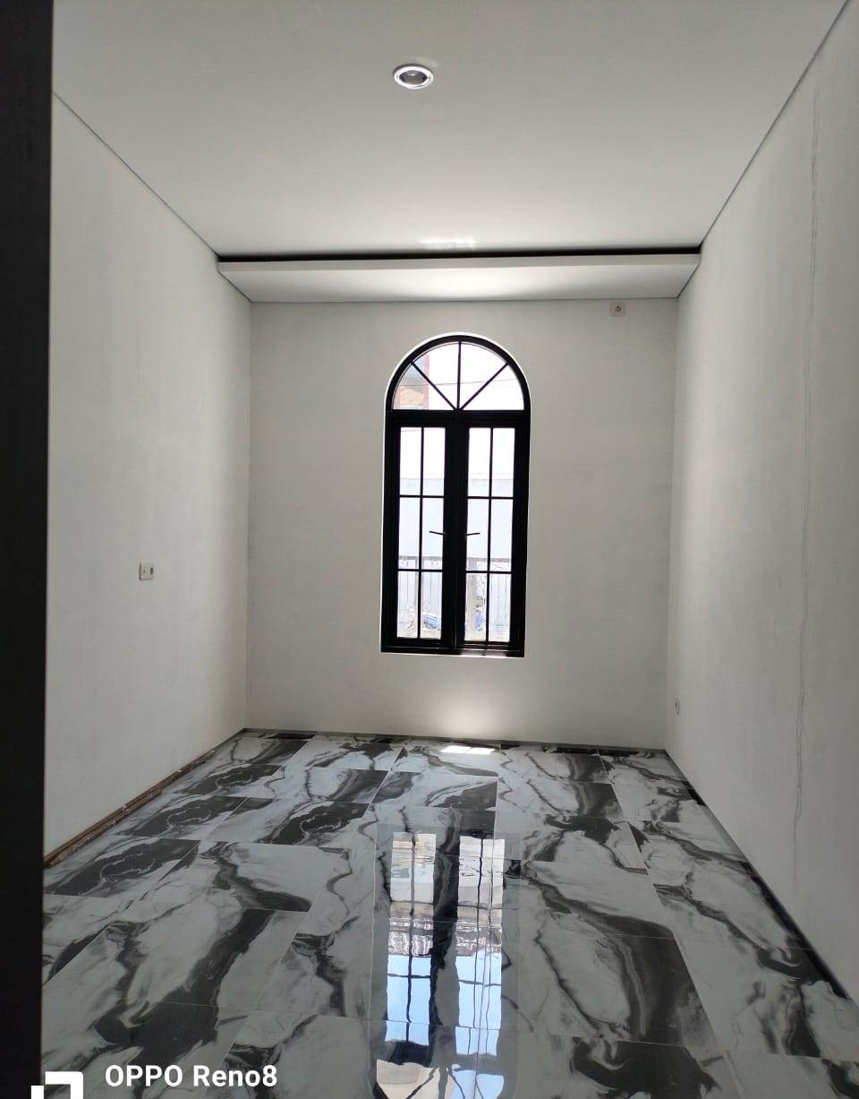 Rumah 2 lantai kualitas bangunan terbaik super di Buahbatu