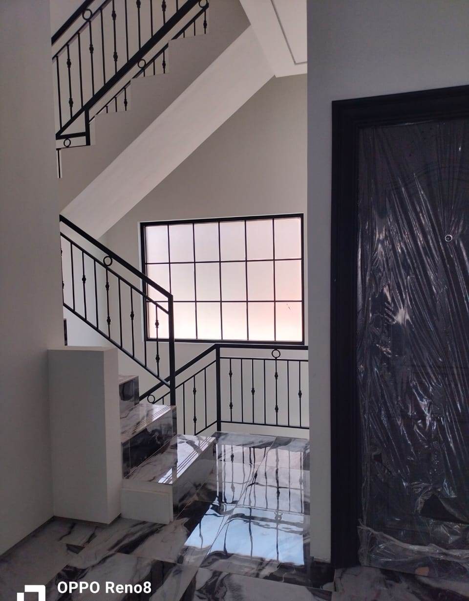 Rumah 2 lantai kualitas bangunan terbaik super di Buahbatu