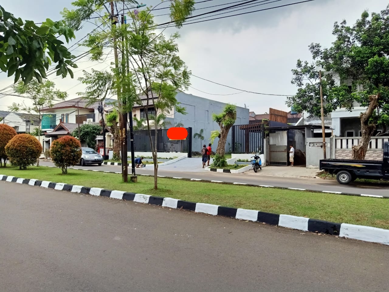 Tanah Hook Super Luas di Komplek Tosiga Hadap Timur