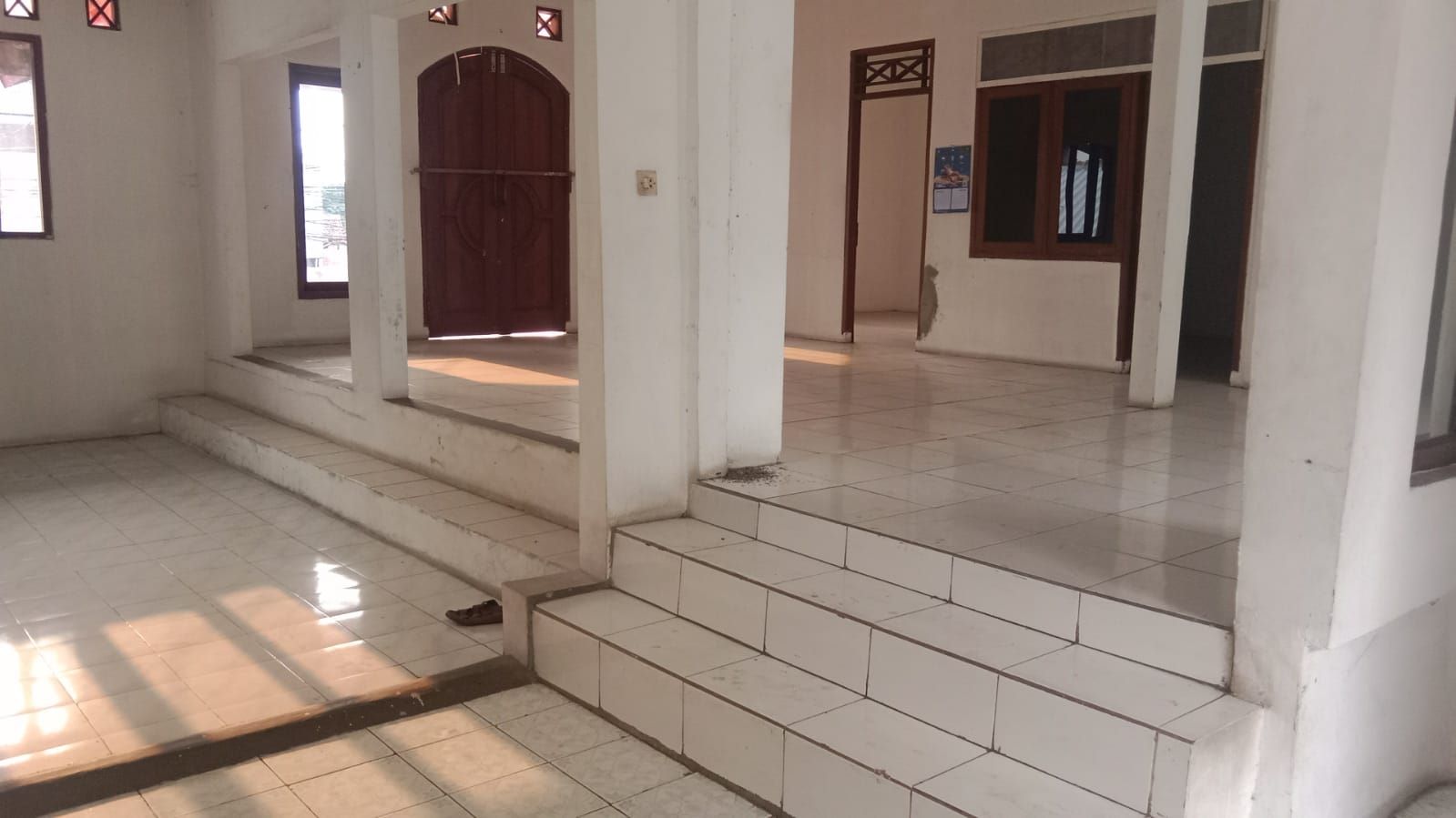 Disewakan Ruko 2 lantai di Srengseng Sawah, Jagakarsa, Jakarta S