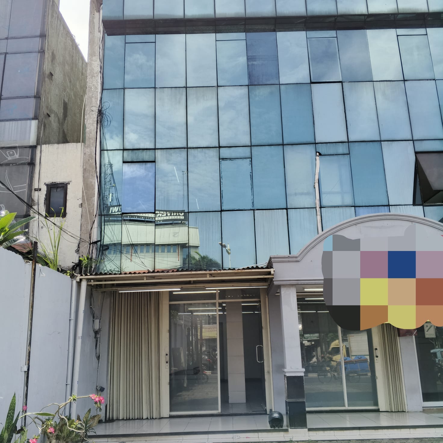 Disewakan ruko 2 lantai luas di Cililitan, Kramat Jati, Jakarta