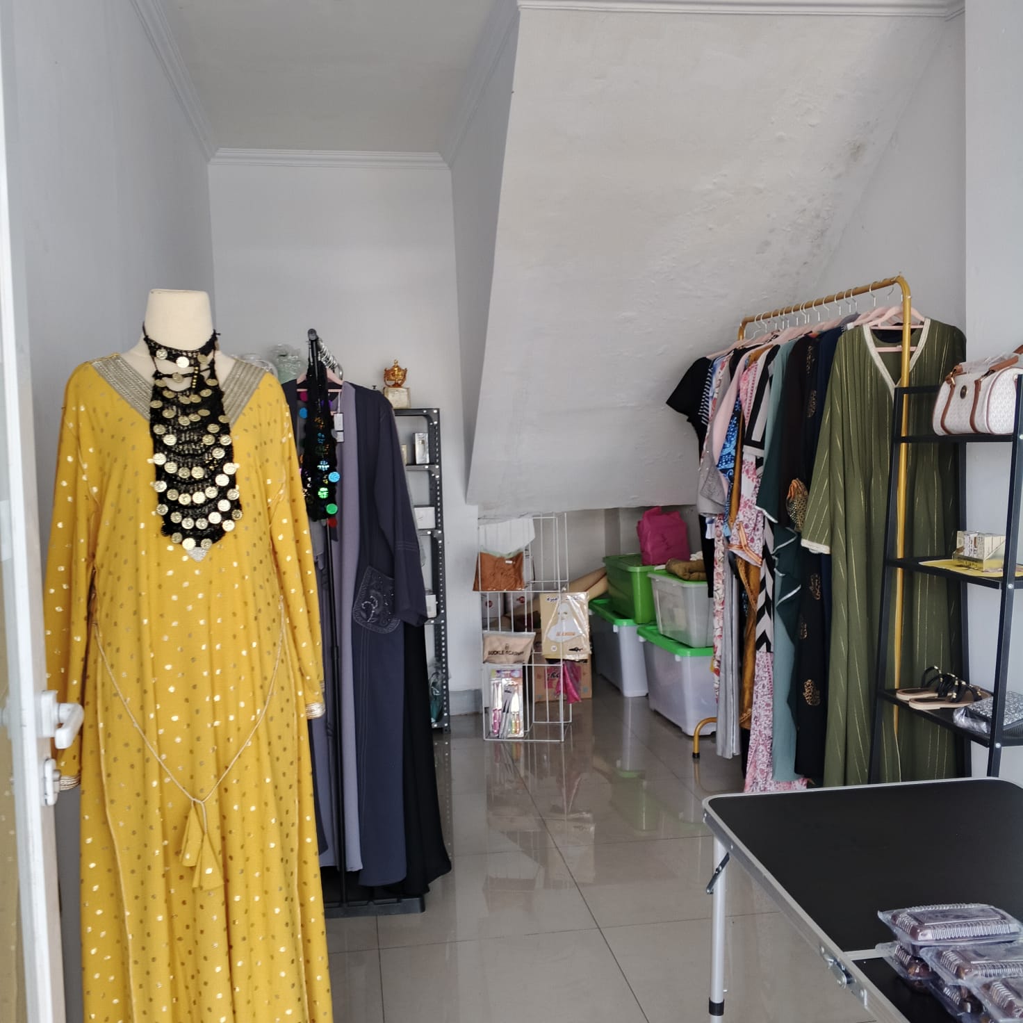 Disewakan ruko 2 lantai luas di Cililitan, Kramat Jati, Jakarta