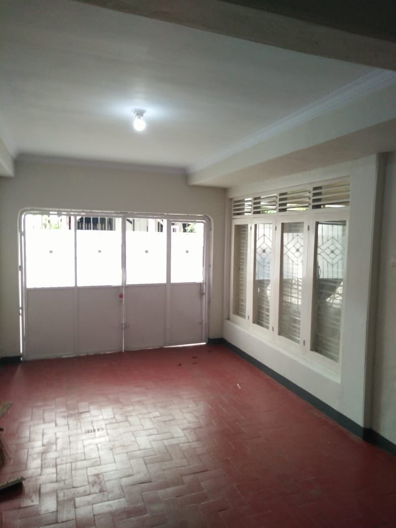 Dijual Sebagian Rumah Belakang Hotel Bidakara Menteng Dalam