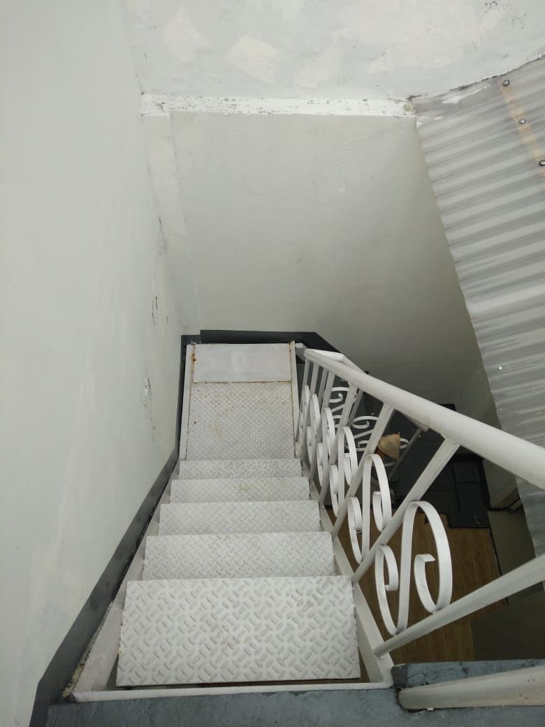 Dijual Sebagian Rumah Belakang Hotel Bidakara Menteng Dalam