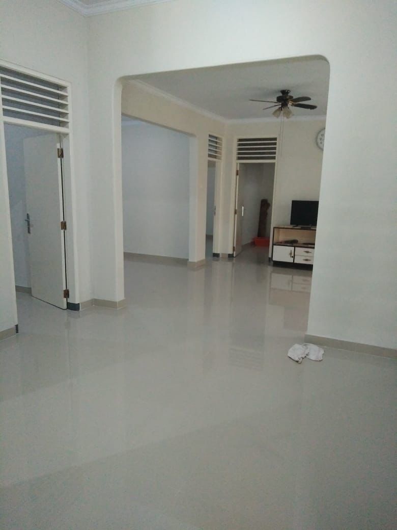 Dijual Sebagian Rumah Belakang Hotel Bidakara Menteng Dalam