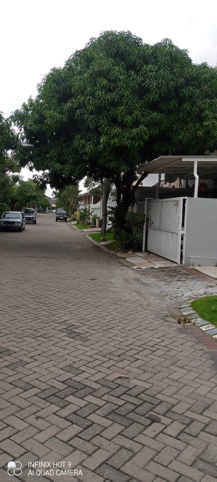 Rumah PURI Surya Jaya Gedangan Valencia Cluster