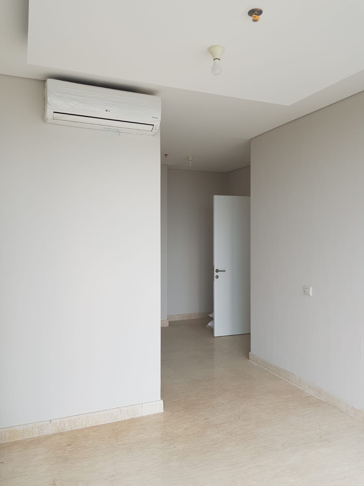 Apartemen VOILA Lantai 18 2 Bedrooms Surabaya