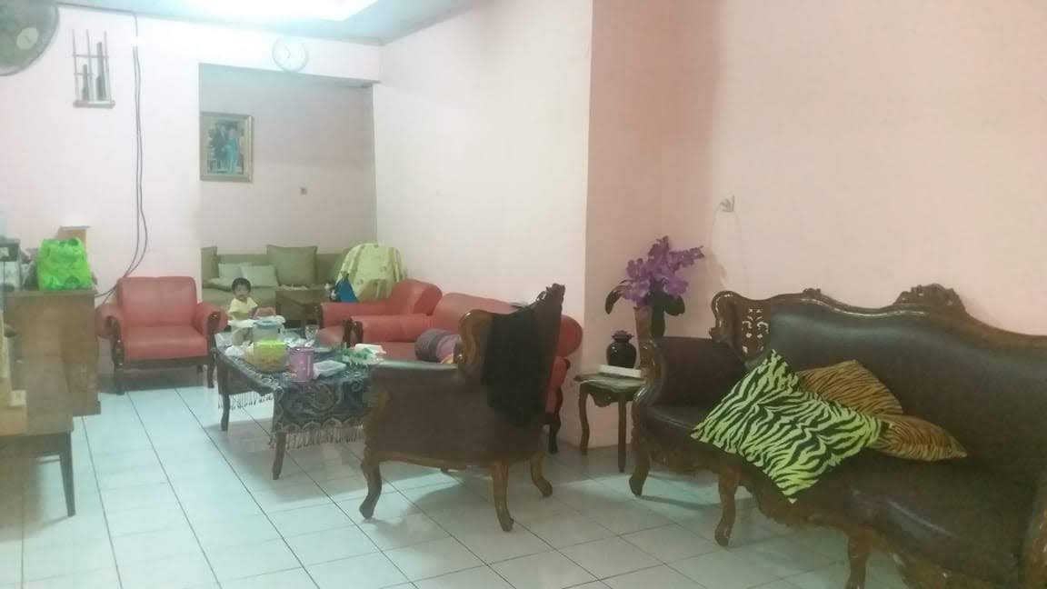 Rumah Butuh Renovasi Masuk Mobil, 250 meter ke Jln Raya Cilangka