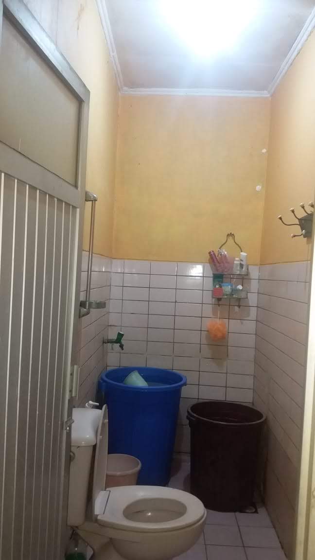 Rumah Butuh Renovasi Masuk Mobil, 250 meter ke Jln Raya Cilangka