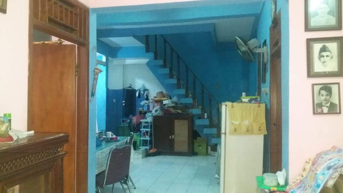 Rumah Butuh Renovasi Masuk Mobil, 250 meter ke Jln Raya Cilangka