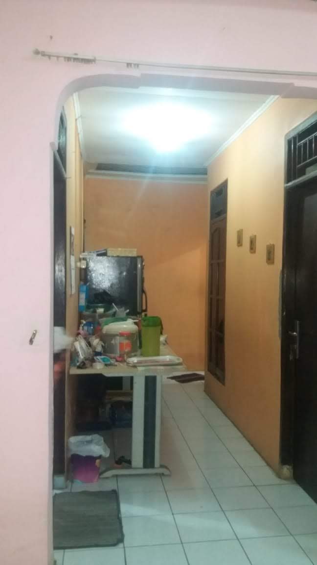 Rumah Butuh Renovasi Masuk Mobil, 250 meter ke Jln Raya Cilangka