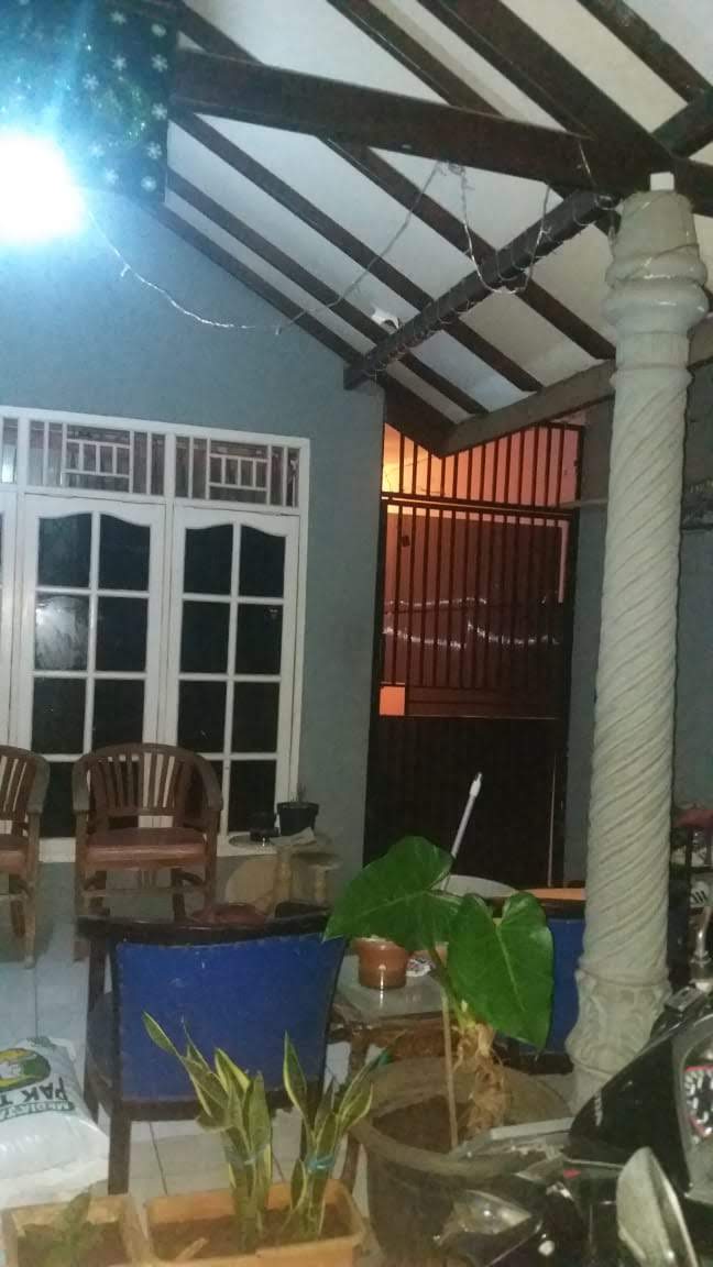 Rumah Butuh Renovasi Masuk Mobil, 250 meter ke Jln Raya Cilangka