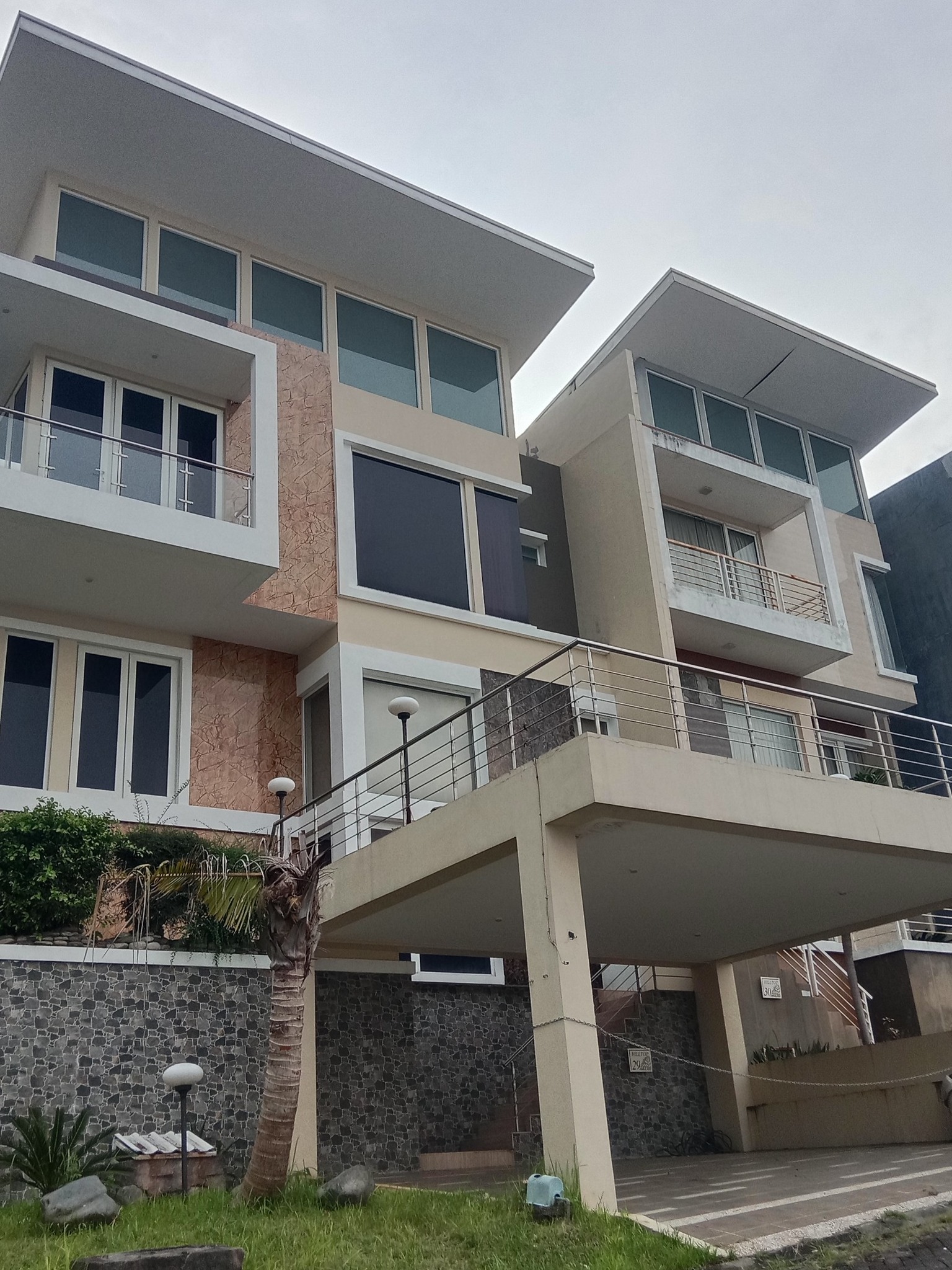 Rumah Strategis Di Pedurangan Dekat SMP 34 Semarang