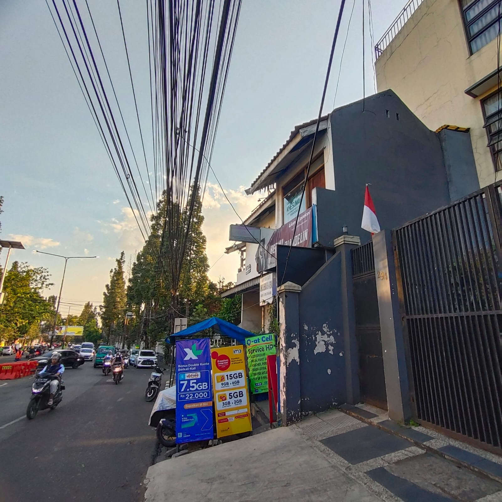 Dijual 1 Rumah di Jl. Ir. H. Juanda (Dago) No. 289 Bandung