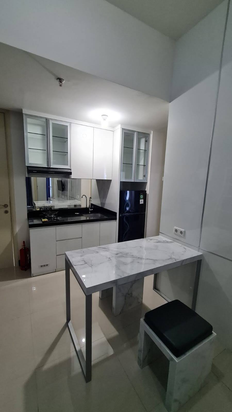Apartemen AMOR Lantai 33 Pakuwon City FULLY FURNISH