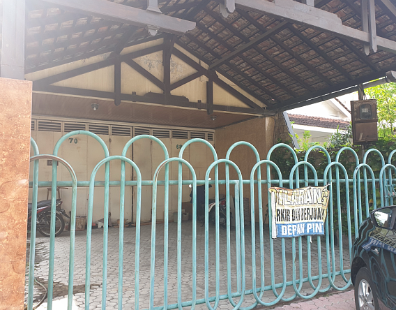 rumah disewakan darmo permai timur surabaya