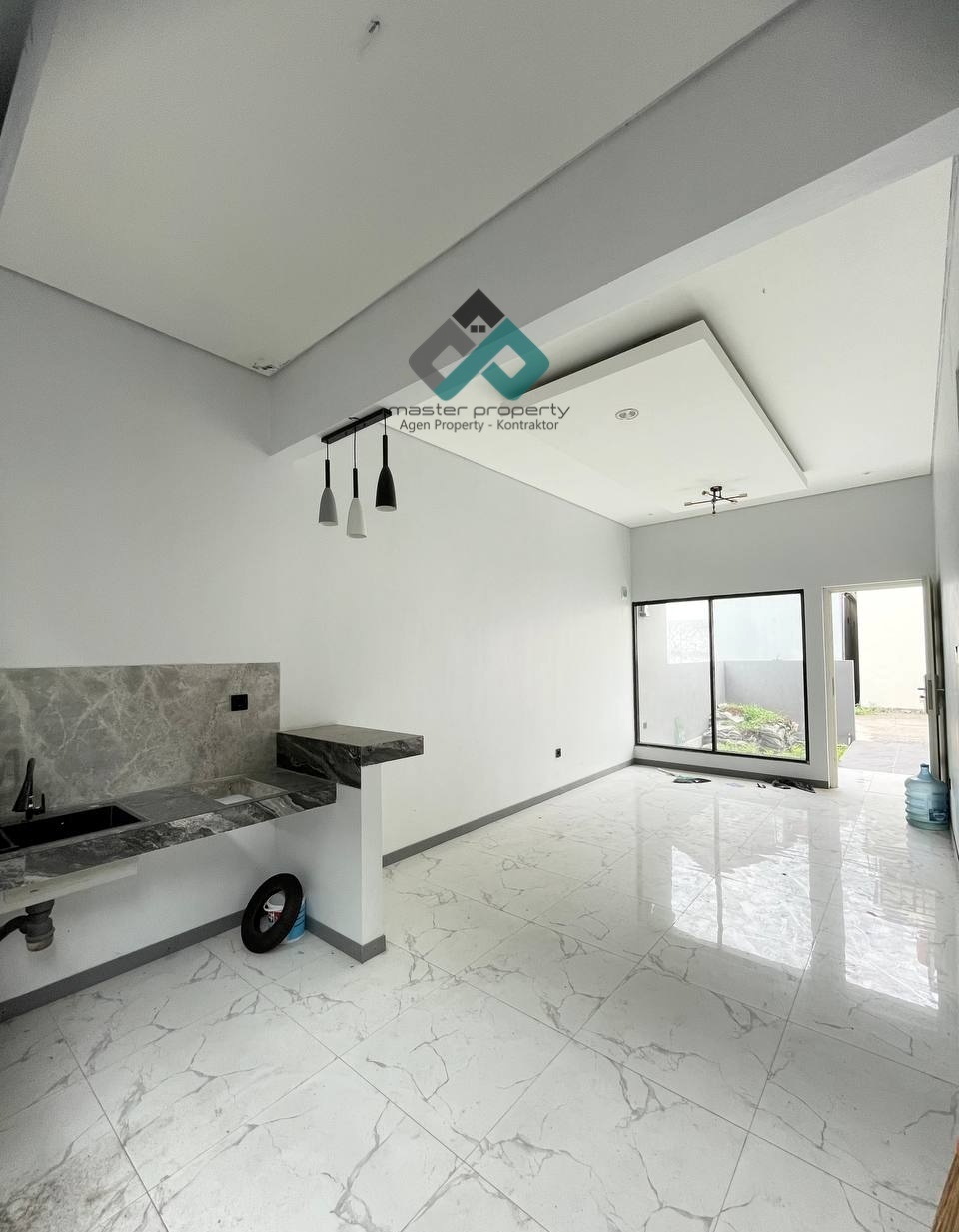 Jual rumah baru 2 lantai siap huni strategis di Panyileukan