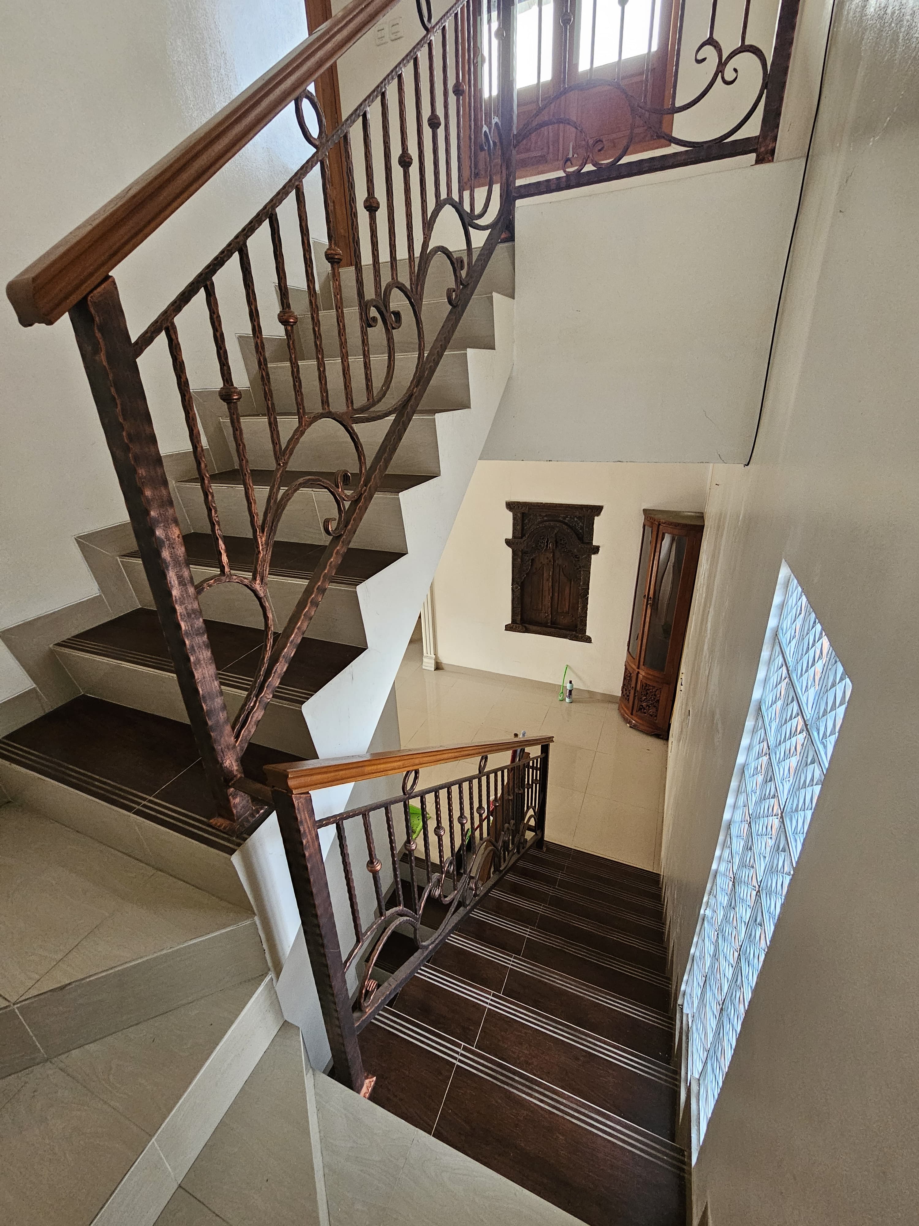 Disewakan rumah pertahun dekat MRT