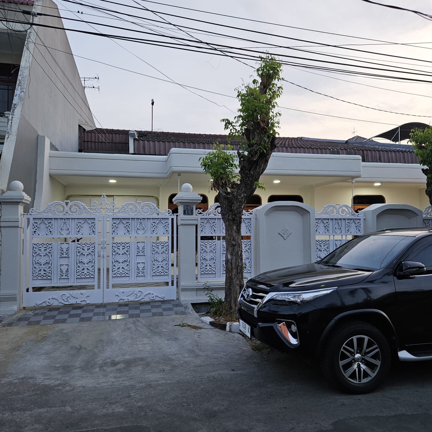 rumah disewakan dharmahusada indah utara surabaya