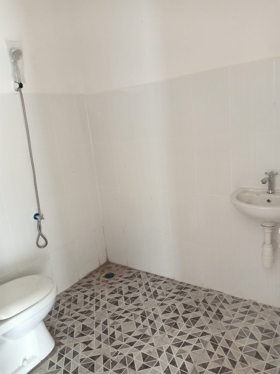 DIJUAL RUMAH BARUU , PERUM GREEN FLORENCIA 2 LT (SIDOARJO)