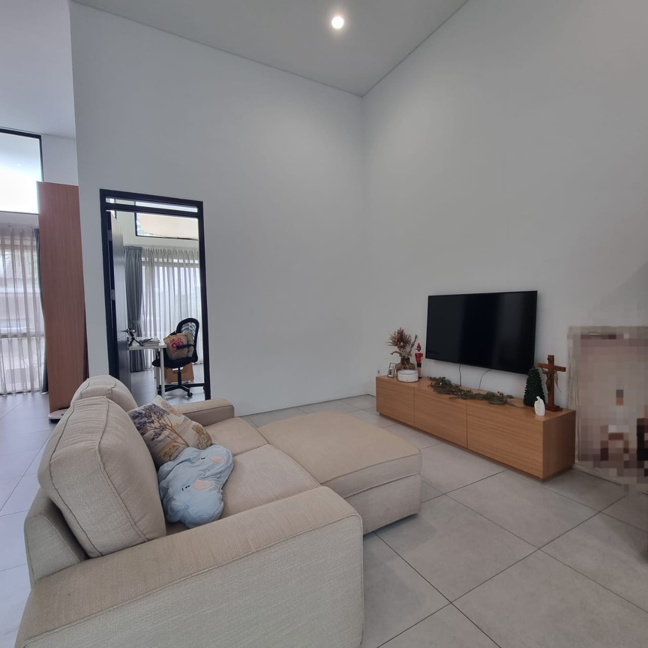 𝙁𝙊𝙍 𝙎𝘼𝙇𝙀 Rumah Apik dan Homie di Kota Baru Parahyangan