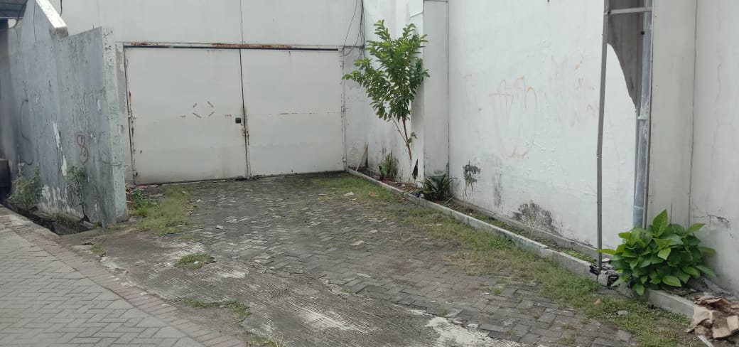 Disewakan Ruko RAYA MAYJEN SUNGKONO Ex. Showroom Mobil Surabaya