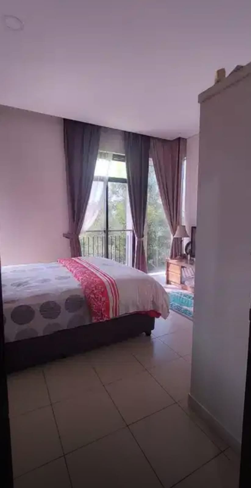 Fully Renovated Ready To Move In Kota baru parahyangan Lokacitra