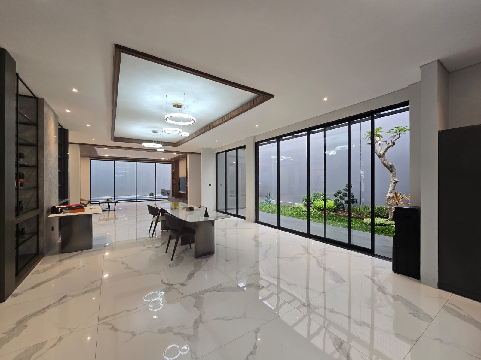 Jual Rumah Mewah Sayap Setiabudi