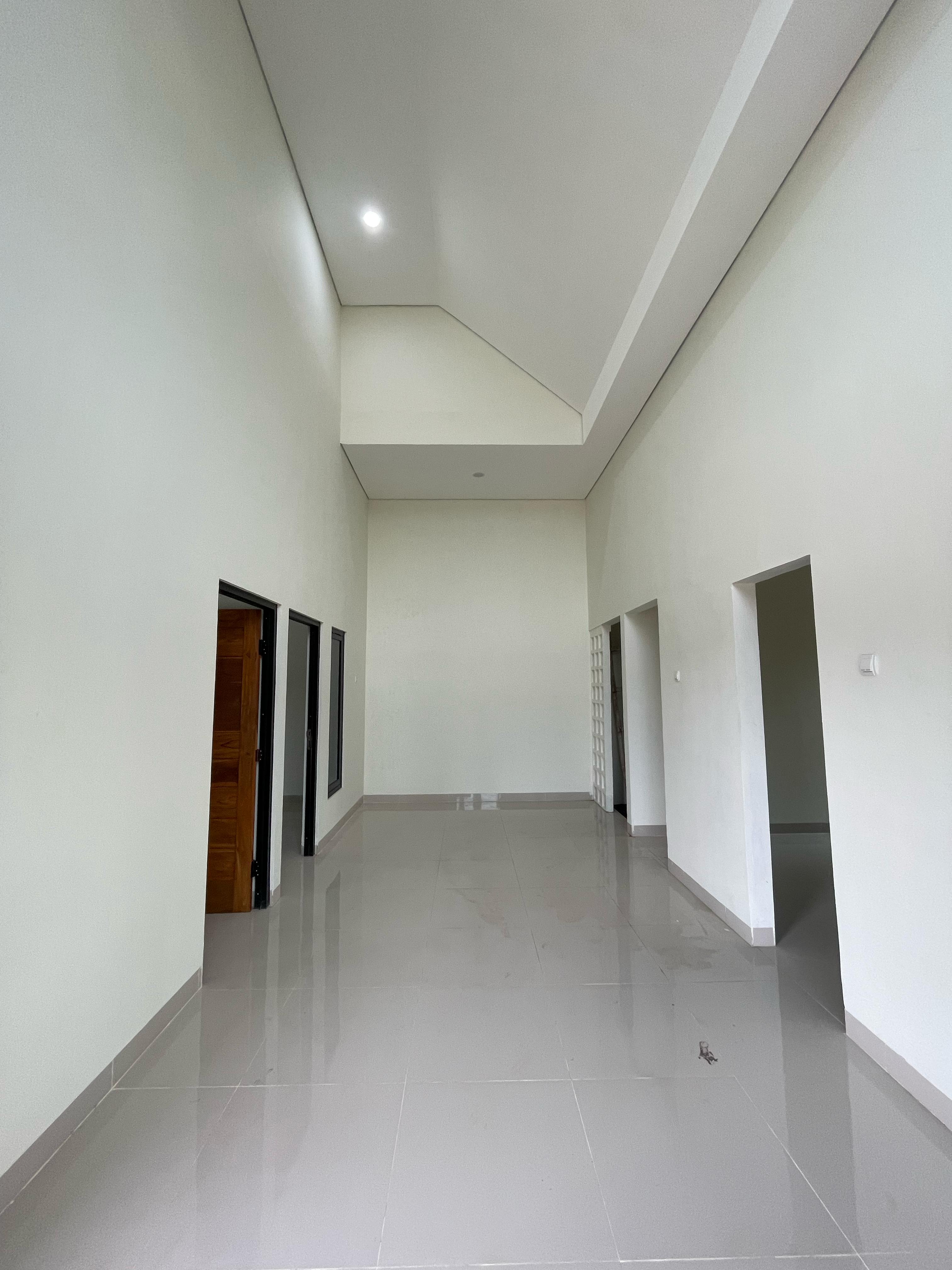 TYPE BESAR DI DEKAT PASAR GODEAN