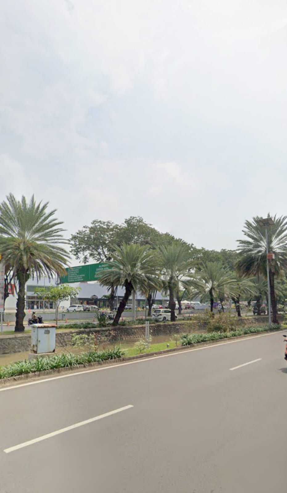 Dijual ruko Taman Cemara Harapan Indah cocok untuk investasi