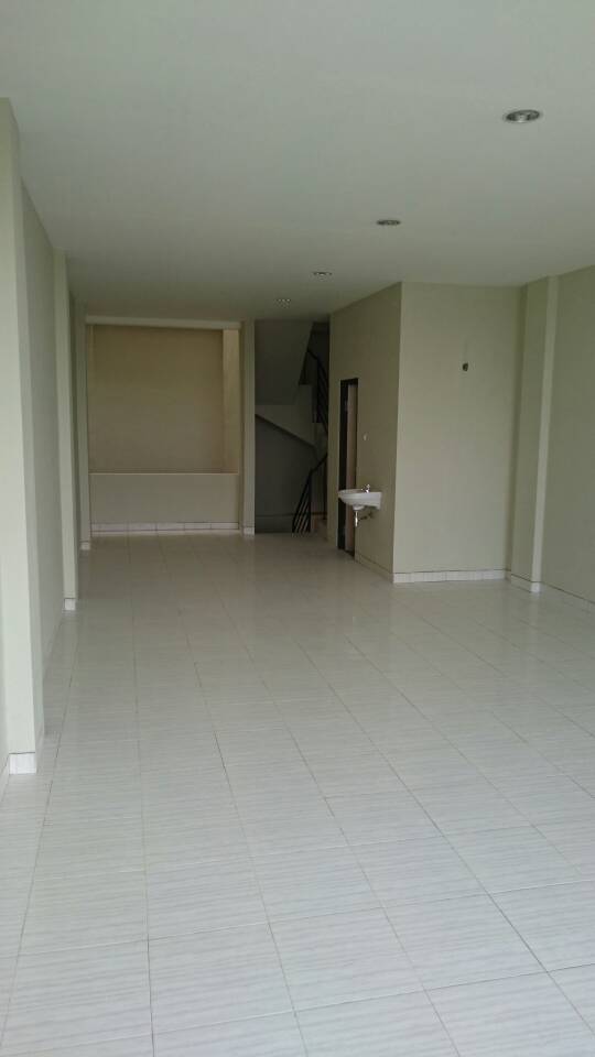 Dijual ruko dibawah pasaran Di Ciledug, Kebayoran Lama, Jakarta