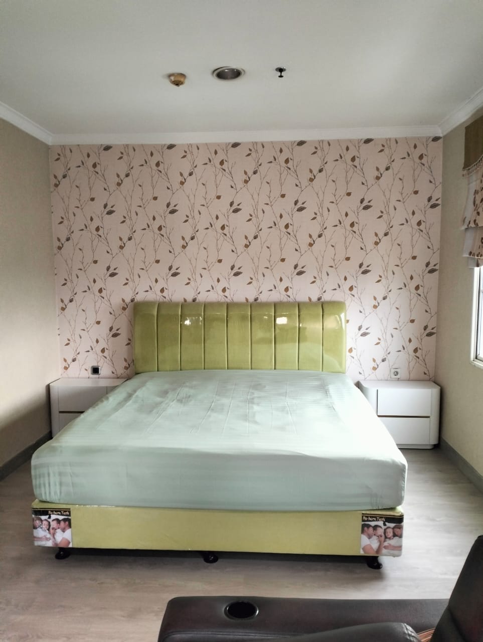 Disewa apartemen French Walk MOI posisi hook furnished